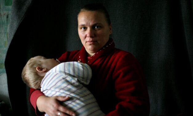 La pandemia ha aumentado la brecha de género: la exclusión social ha crecido más del doble en los hogares cuya sustentadora principal es una mujer