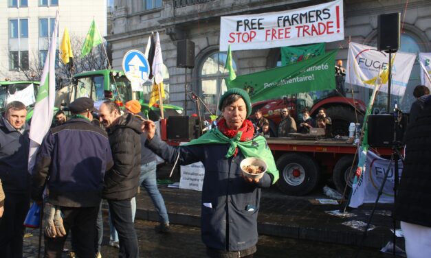 Precios justos para el campo y poner fin a los acuerdos de libre comercio: Las exigencias de La Vía Campesina Europea desde Bruselas